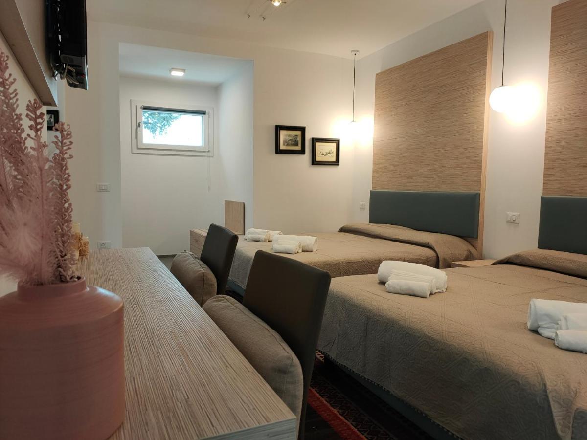 Iris Ar Holiday-home * Peschiera del Garda
