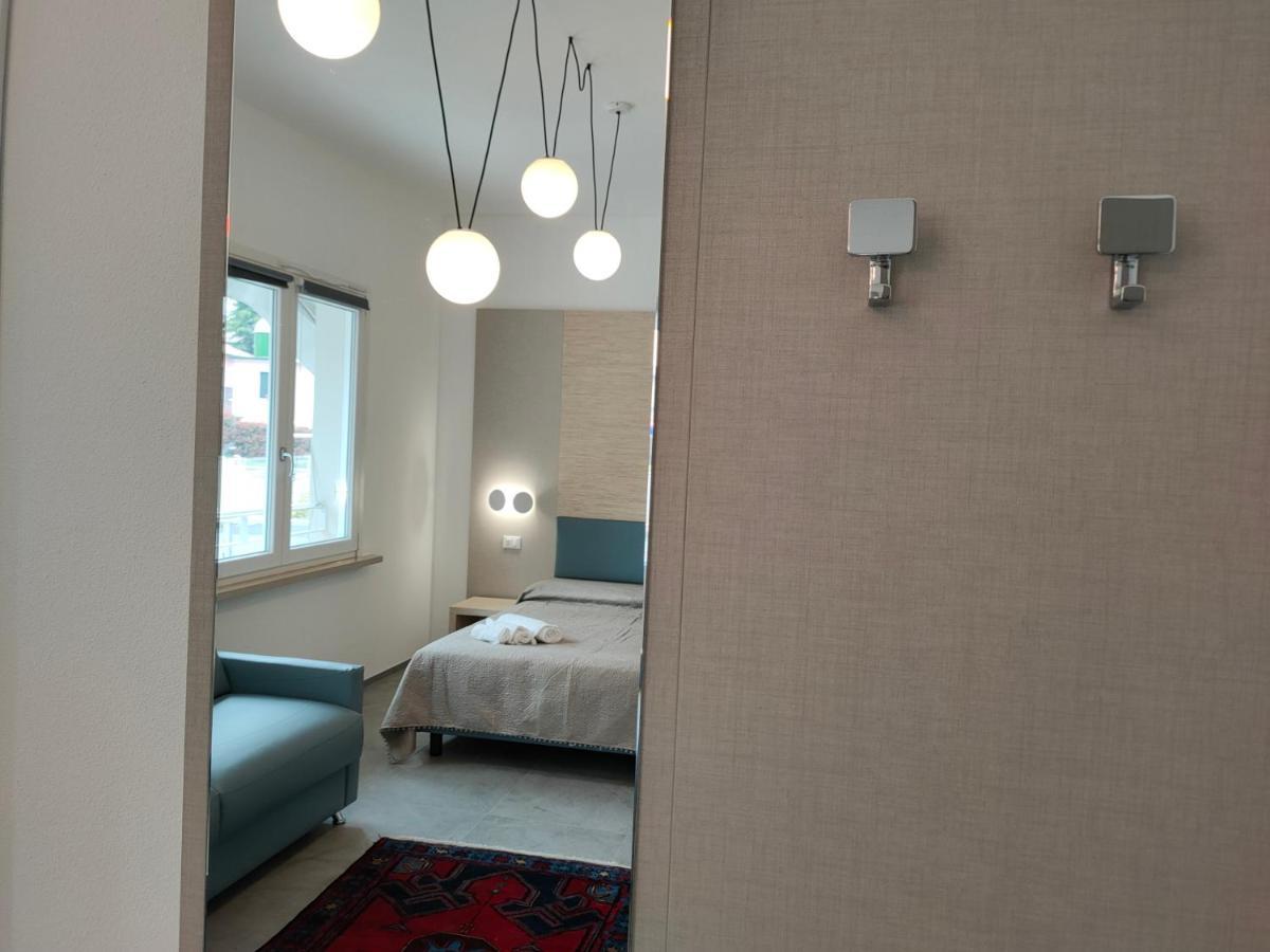 Apartment Iris Ar Holiday-home Peschiera del Garda